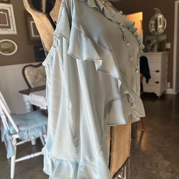 Freaking Adorable Ruffle Cropped Tank - Picture 6 of 7